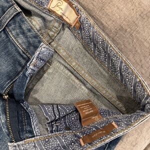 Paige Premium Denium size 27
